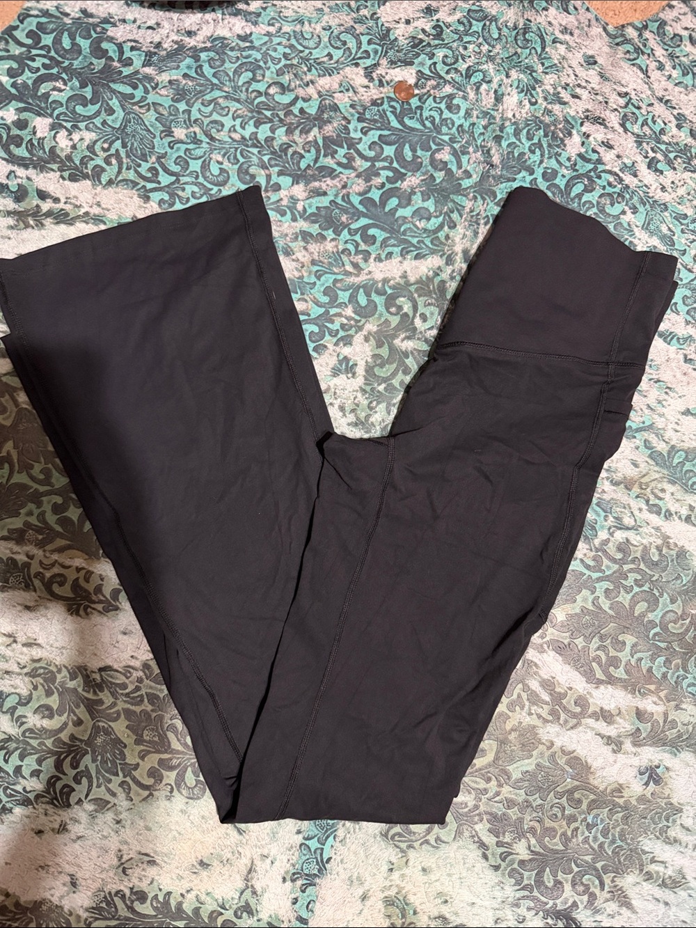 HALARA Black Flare Leggings